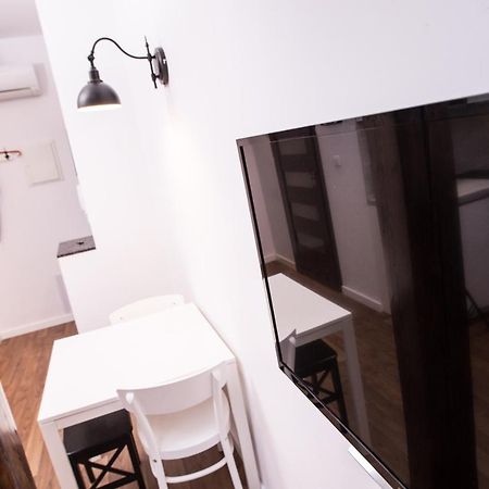 Mirror Apartments Krakow Luaran gambar