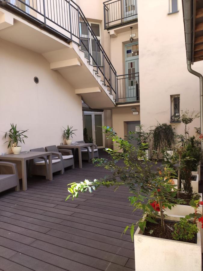 Mirror Apartments Krakow Luaran gambar