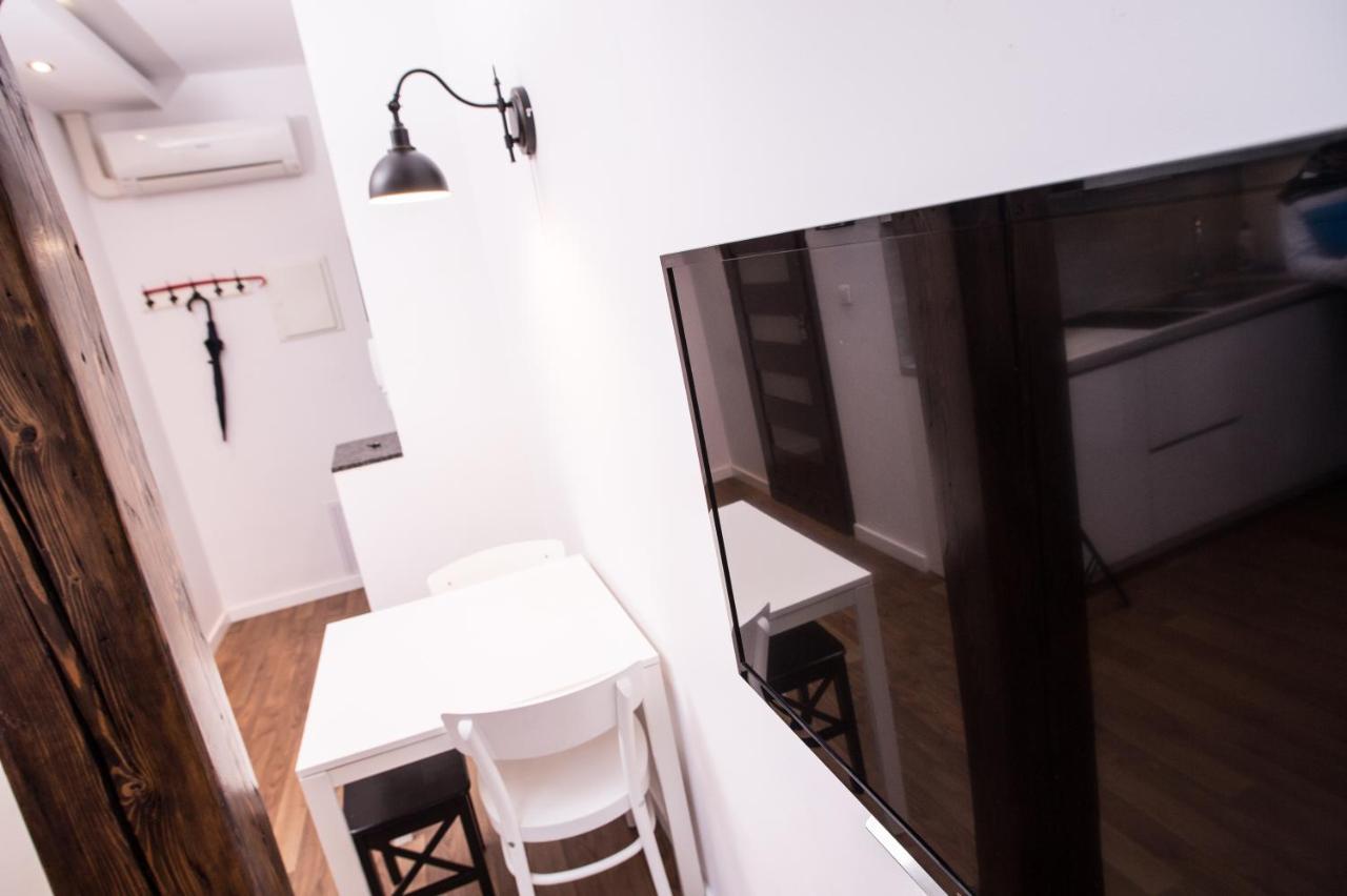 Mirror Apartments Krakow Luaran gambar