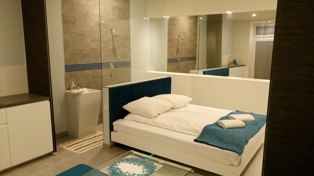 Mirror Apartments Krakow Luaran gambar