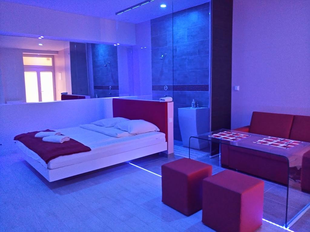 Mirror Apartments Krakow Luaran gambar