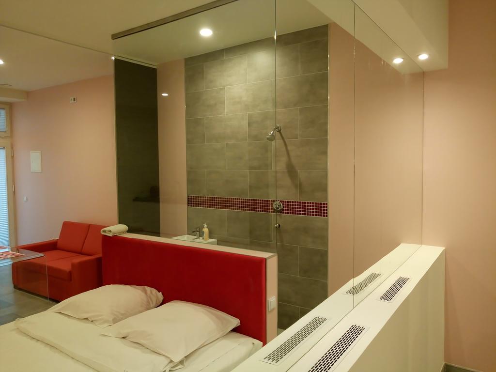 Mirror Apartments Krakow Luaran gambar